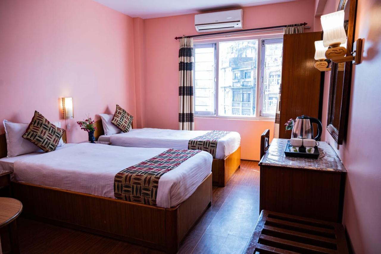 Kathmandu Prince Hotel Exteriör bild